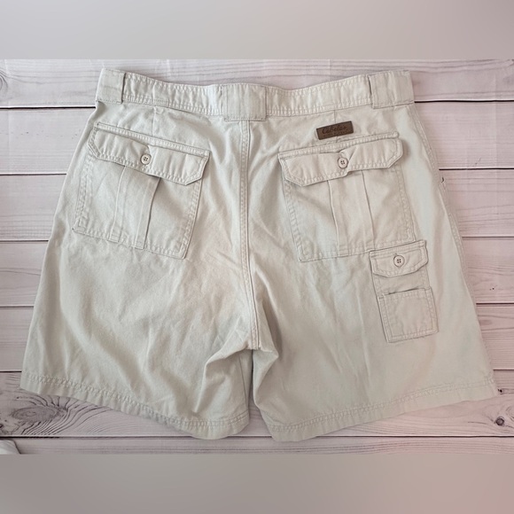 Cabela’s Women’s Cargo Shorts - Size 18
Hiking Walking Casual Camping Utility - Picture 2 of 7